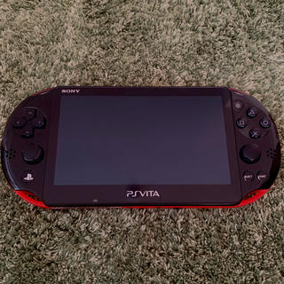 プレイステーションヴィータ(PlayStation Vita)のPlayStation vita Wi-Fiモデル　レッド/ブラック(家庭用ゲーム機本体)