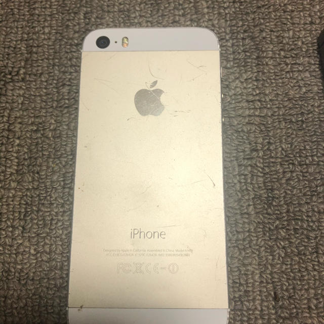 Apple(アップル)のiPhone5s ジャンク スマホ/家電/カメラのスマートフォン/携帯電話(スマートフォン本体)の商品写真