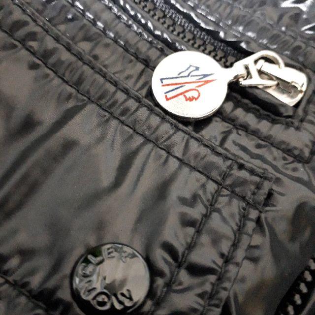 MONCLER(モンクレール)のレディースMONCLERモンクレールジャケット、ハンガー付き。 レディースのジャケット/アウター(ライダースジャケット)の商品写真