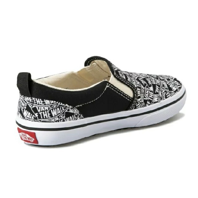 VANS(ヴァンズ)の最値!新品!バンズVANS スリッポンキャンバススニーカー キッズ 17cm キッズ/ベビー/マタニティのキッズ靴/シューズ(15cm~)(スニーカー)の商品写真