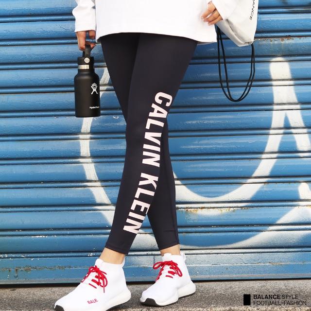 Calvin Klein(カルバンクライン)の新品 CALVIN KLEIN カルバンクライン トレーニングレギンス ナイト スポーツ/アウトドアのトレーニング/エクササイズ(トレーニング用品)の商品写真