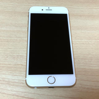 アイフォーン(iPhone)のiPhone6s  超美品　使用期間1ヶ月半　32GB(スマートフォン本体)