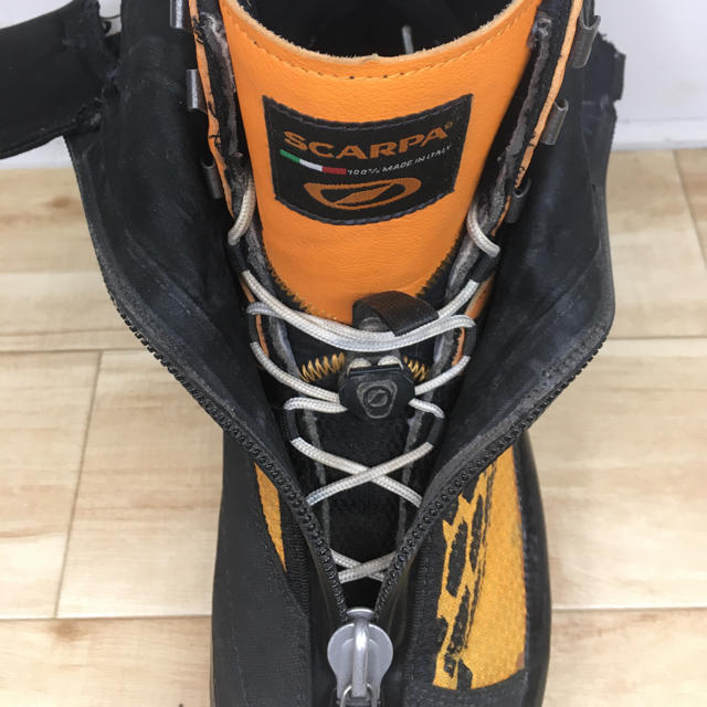 SCARPA(スカルパ)の【使用感有】SCARPA(スカルパ)冬山用登山靴 サイズ:EU44 スポーツ/アウトドアのアウトドア(登山用品)の商品写真