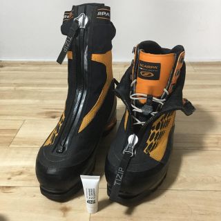 公式サイトアウトドア【使用感有】SCARPA(スカルパ)冬山用登山靴 サイズ:EU44