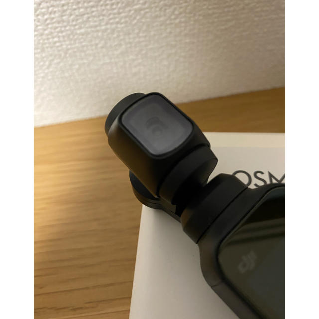 GoPro(ゴープロ)の【ひかり様専用】osmo pocket 美品　アタッチメント付 スマホ/家電/カメラのカメラ(ビデオカメラ)の商品写真