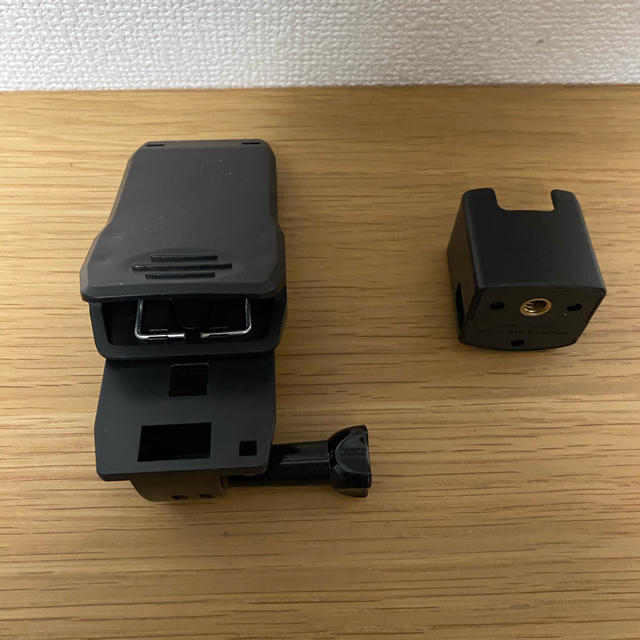 GoPro(ゴープロ)の【ひかり様専用】osmo pocket 美品　アタッチメント付 スマホ/家電/カメラのカメラ(ビデオカメラ)の商品写真