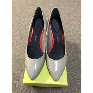 ロックポート(ROCKPORT)のロックポート　グレー　24.5cm パンプス(ハイヒール/パンプス)