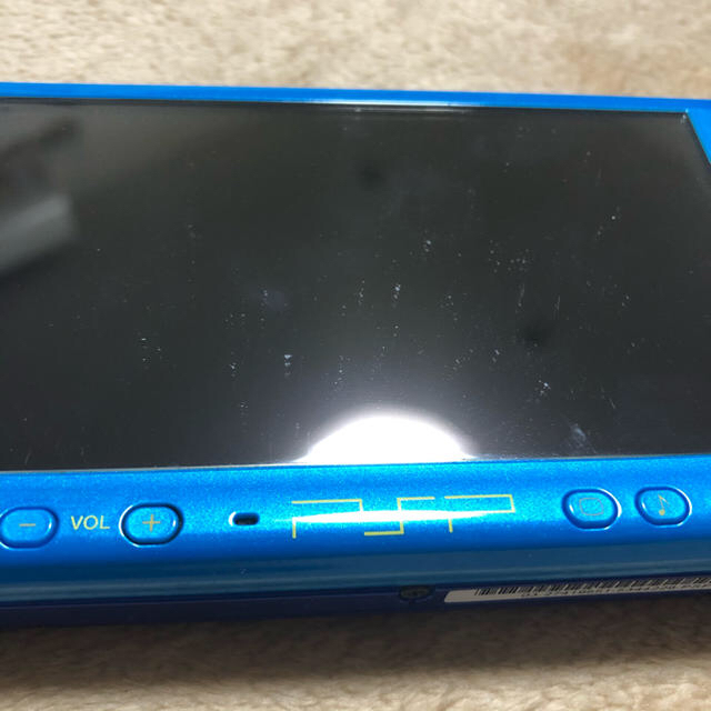 PlayStation Portable(プレイステーションポータブル)のPSP 本体　J-30027  プラス　カセット エンタメ/ホビーのゲームソフト/ゲーム機本体(携帯用ゲーム機本体)の商品写真