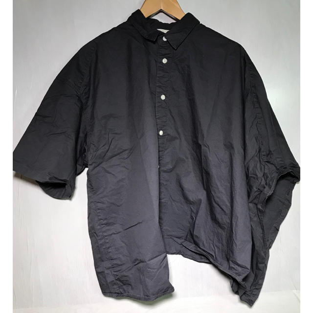 Jieda(ジエダ)のJieDa ASYMMETRY S/S SHIRT BLACK 2 メンズのトップス(シャツ)の商品写真