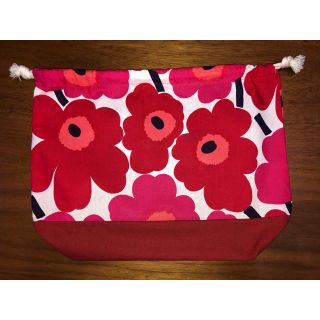 マリメッコ(marimekko)のマリメッコ　お弁当巾着(ランチボックス巾着)