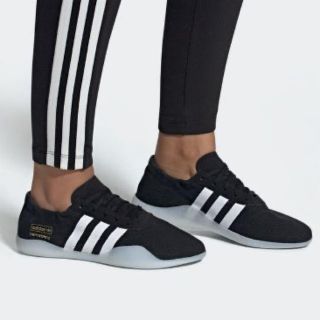 アディダス(adidas)の【新品未使用タグ付き】アディダスオリジナルス　テコンドー　23.5cmスニーカー(スニーカー)