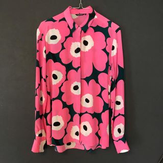 マリメッコ(marimekko)のUnikko Silk Blouse ☔︎ PAVOT(シャツ/ブラウス(長袖/七分))