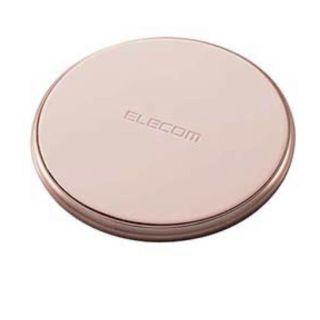 エレコム(ELECOM)の【新品】ワイヤレス充電器　ゴールド(バッテリー/充電器)