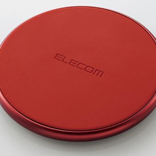 エレコム(ELECOM)の【新品】ワイヤレス充電器　レッド(バッテリー/充電器)