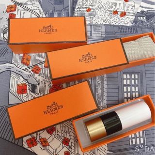 エルメス(Hermes)の〈ルージュ・エルメス〉ルージュ　ア　レーヴル　サティネ　#18ローズ・アンサンス(口紅)