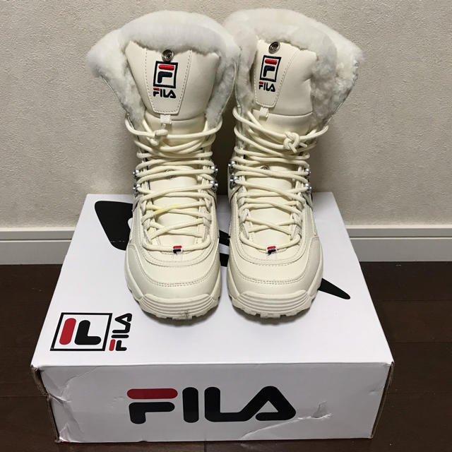 FILA DISRUPTOR BOOTスニーカーブーツロゴとファーが可愛い最新作