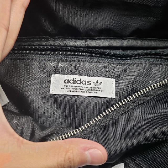 adidas(アディダス)のadidas　ボディバッグ メンズのバッグ(ボディーバッグ)の商品写真