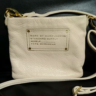 マークバイマークジェイコブス ミニショルダーバッグ ショルダーバッグ ...