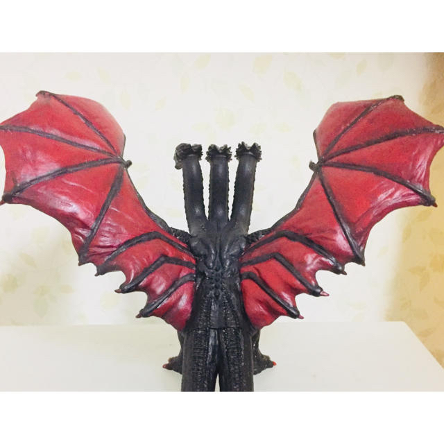 ゴジラ怪獣 キングギドラ 2019 リペイントの通販 by 紙飛行機羽 ゴジラ怪獣 キングギドラ 2019 リペイントの通販 by 紙飛行機羽