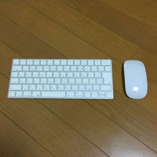 アップル(Apple)のMagic Mouse 2 Magic Keyboardセット(キーボード/シンセサイザー)