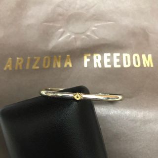 アリゾナフリーダム(ARIZONA FREEDOM)のArizona freedom・アリゾナフリーダム　バングル（シルバー&18K)(ブレスレット/バングル)