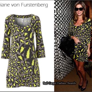 ダイアンフォンファステンバーグ(DIANE von FURSTENBERG)のセレブ愛用DVFドレス(ミニワンピース)