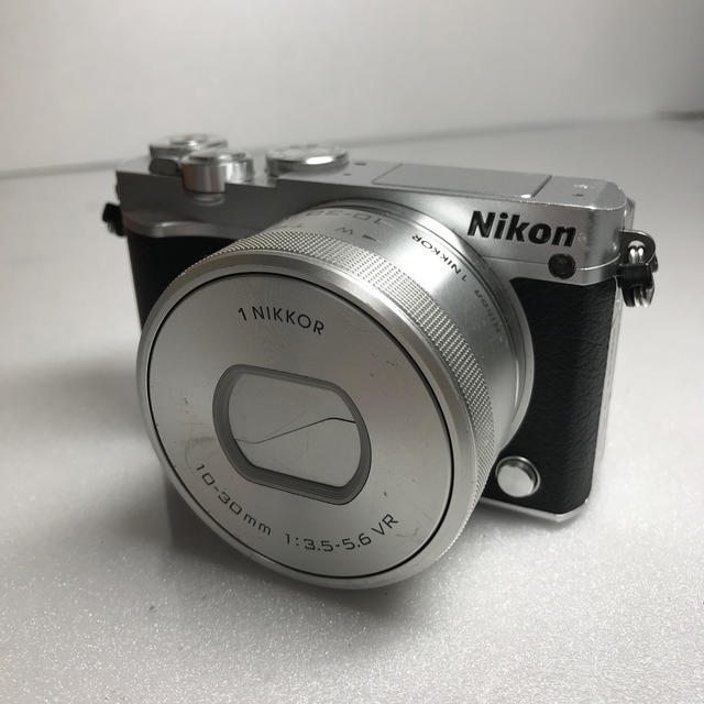 nikon 1 J5 1