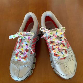 アディダス(adidas)のちょっとレアな　ちょっとアレンジ　adidas シューズ👟👟(ハイヒール/パンプス)