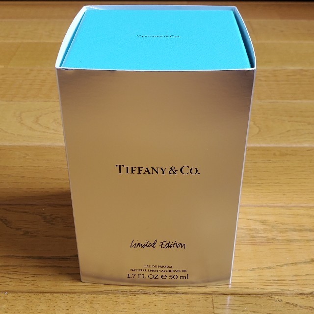 Tiffany & Co.(ティファニー)のTIFFANY ティファニー オードパルファム (ホリデーエディション) コスメ/美容の香水(香水(女性用))の商品写真