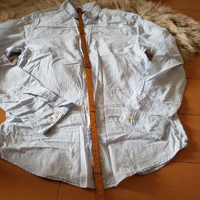 H&M(エイチアンドエム)のH＆M⭐ストライプシャツ 長袖 水色 白 キレイめ ワイシャツ 綿 コットン メンズのトップス(シャツ)の商品写真