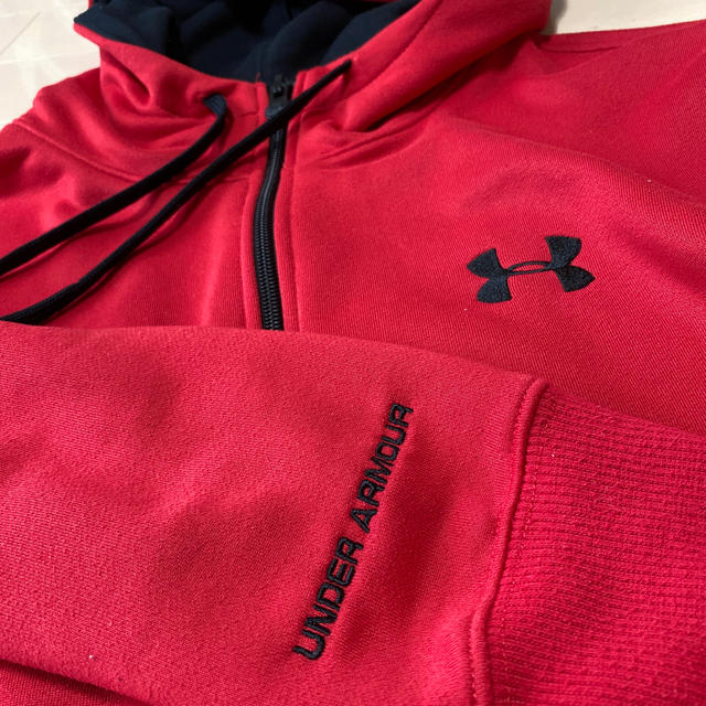 UNDER ARMOUR(アンダーアーマー)のアンダーアーマー　パーカー スポーツ/アウトドアのランニング(ウェア)の商品写真