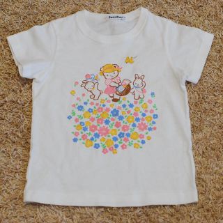 ファミリア(familiar)の♪自宅保管・未着用♪ ファミリア お花畑柄 Tシャツ 100(Tシャツ/カットソー)