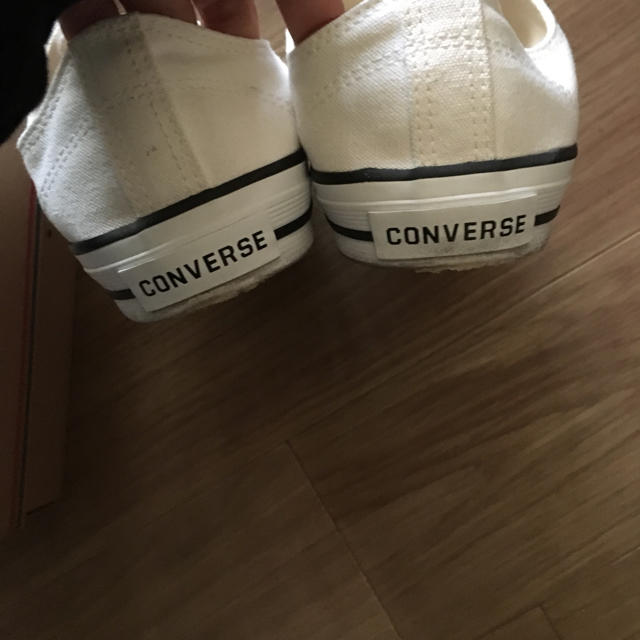 CONVERSE(コンバース)のコンバース♡白×紺♡訳あり激安 レディースの靴/シューズ(スニーカー)の商品写真