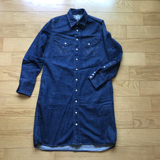 ラングラー(Wrangler)の美品☆Wrangler デニムシャツワンピース(ひざ丈ワンピース)