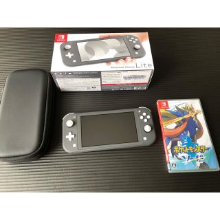 ニンテンドースイッチ(Nintendo Switch)のNintendo Switch Lite  ポケモンソード カバー付き(家庭用ゲームソフト)