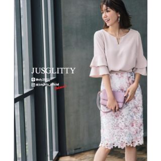 ????新品????????JUSGLITTY????Ｎｅｗレースプリントタイトスカート