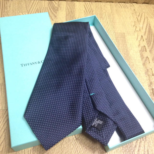 Tiffany & Co. - 正規品◇ティファニー◇ネクタイの通販 by 激安 Tiffany & Co. - 正規品◇ティファニー◇ネクタイの通販 by 激安