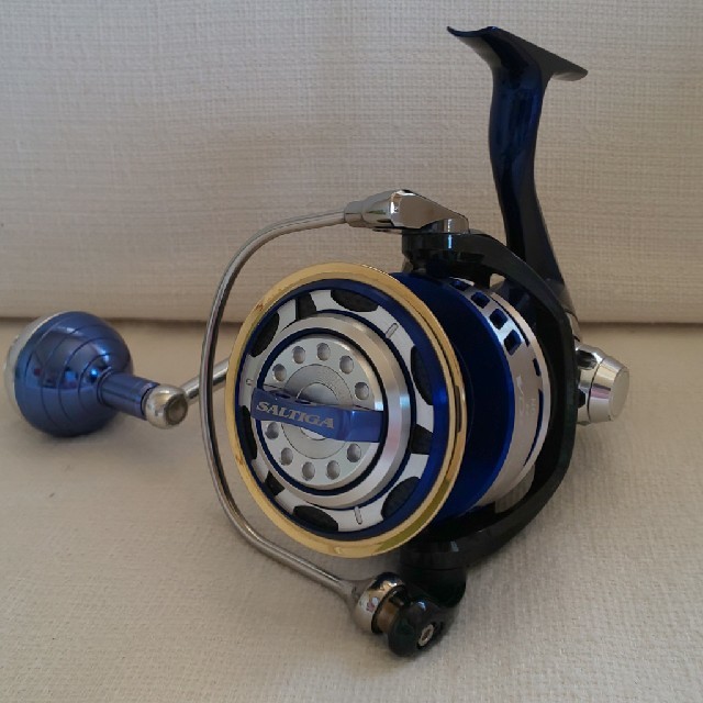 Daiwa 14 Saltiga 5500H Expedition /fishing /Reel /scratches and stains