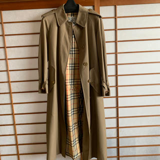 バーバリー(BURBERRY)のBurberry トレンチコート(トレンチコート)