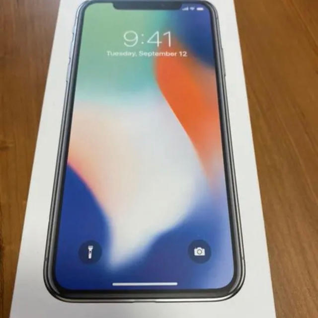 iPhone X Silver 64 GB SIMフリー