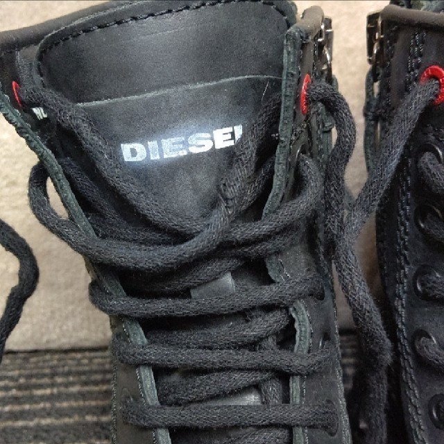 DIESEL(ディーゼル)のDIESEL レディースブーツ 美品 レディースの靴/シューズ(ブーツ)の商品写真