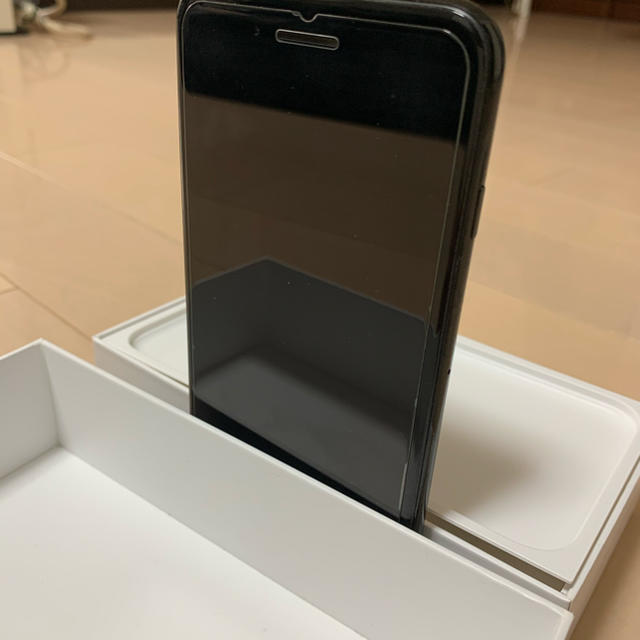 iPhone 7 Plus Jet Black 128 GB au SIMフリー 流行店 スマホ/家電