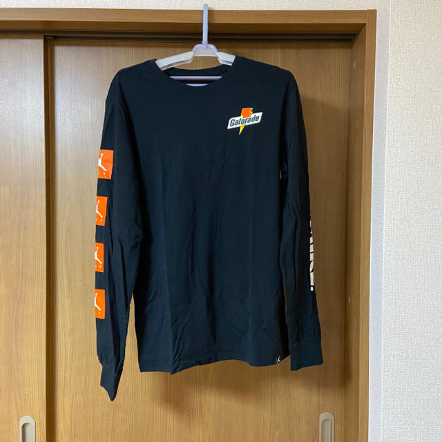 NIKE(ナイキ)の【Mサイズ】jordan gatorade コラボ 長袖 メンズのトップス(Tシャツ/カットソー(七分/長袖))の商品写真