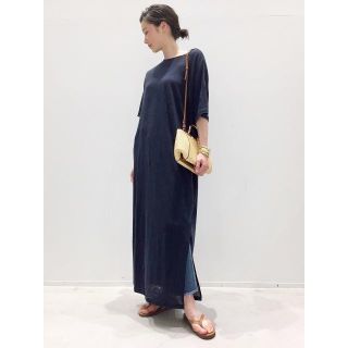 アパルトモンドゥーズィエムクラス(L'Appartement DEUXIEME CLASSE)のL'Appartement 　LINEN BACK Vネック ワンピース(ロングワンピース/マキシワンピース)