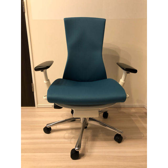 Herman Miller(ハーマンミラー)の【極美品】正規品 ハーマンミラー エンボディチェア インテリア/住まい/日用品の椅子/チェア(デスクチェア)の商品写真