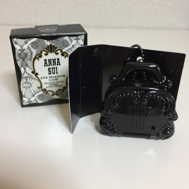 ANNA SUI(アナスイ)のANNA SUI アイシャドウケース3 バッグ型 コスメ/美容のベースメイク/化粧品(その他)の商品写真