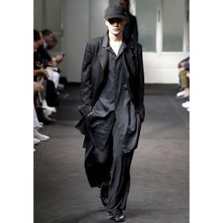 ヨウジヤマモト(Yohji Yamamoto)のはーちゃん様専用　Yohji Yamamoto 19ss背抜きピークドジャケット(テーラードジャケット)