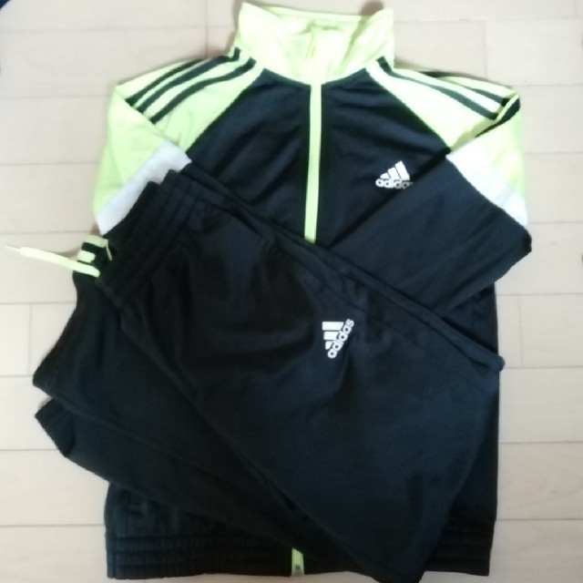 adidas(アディダス)のジャージ上下　アディダス　 キッズ/ベビー/マタニティのキッズ服男の子用(90cm~)(その他)の商品写真