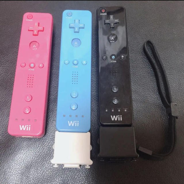 Wii(ウィー)のWii エンタメ/ホビーのゲームソフト/ゲーム機本体(家庭用ゲーム機本体)の商品写真