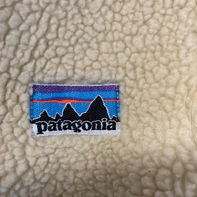 patagonia(パタゴニア)のPatagonia キッズサイズ　ベスト キッズ/ベビー/マタニティのキッズ服女の子用(90cm~)(ジャケット/上着)の商品写真